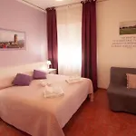 Cento Passi Dalle Mura Lucca