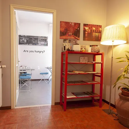 Cento Passi Dalle Mura Couette-café Lucques