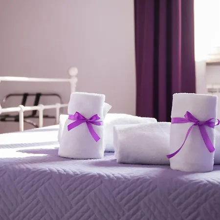 Cento Passi Dalle Mura Bed & Breakfast