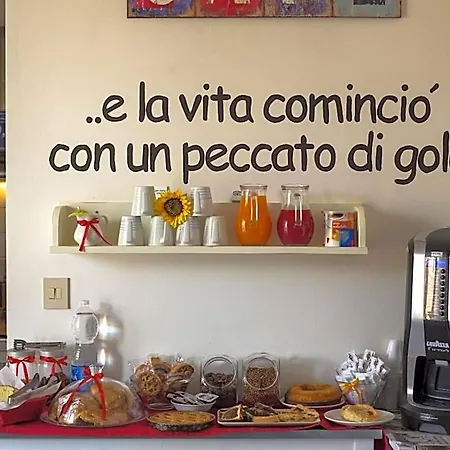 Cento Passi Dalle Mura لوكا